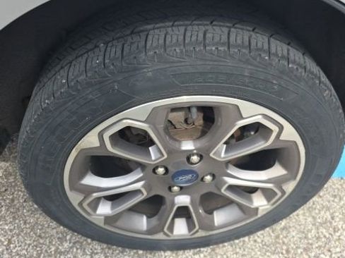 Used 2019 Ford EcoSport Titanium w/ Interior Protection Package image 8