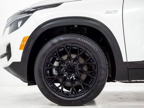 Used 2023 Kia Seltos EX image 28