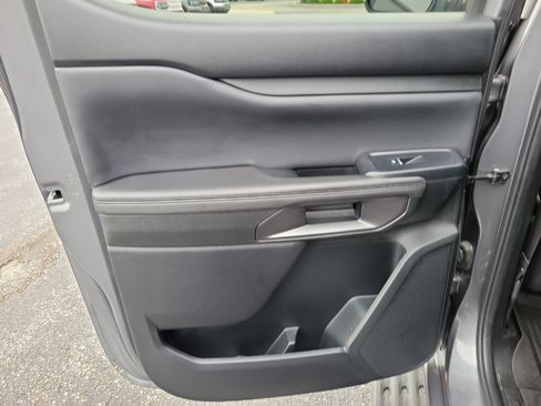 Used 2025 Ford Ranger Raptor AWD/4WD image 18