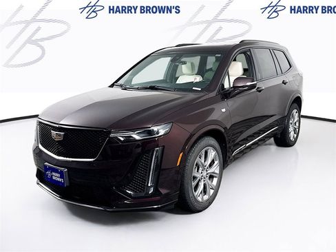 Used 2020 Cadillac XT6 Sport image 1