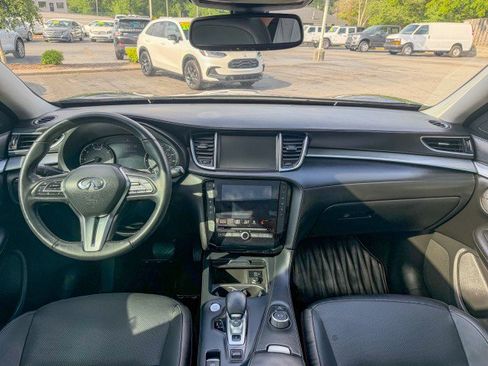 Used 2019 INFINITI QX50 Essential w/ Premium Audio Package FWD image 7
