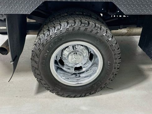 Used 2024 RAM 3500 SLT w/ Quick Order Package 2YG SLT AWD/4WD image 28