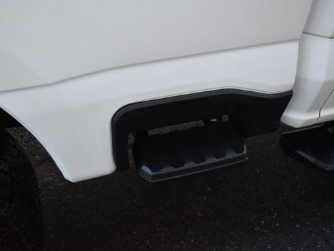 Certified 2023 Ford F350 Lariat w/ Lariat Ultimate Package image 11