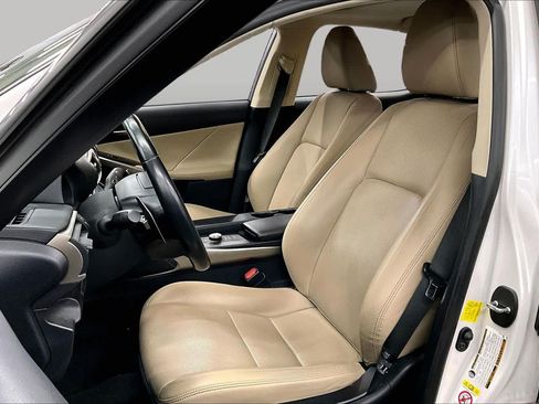 Used 2018 Lexus IS 300 w/ Accessory Package 2 RWD image 7