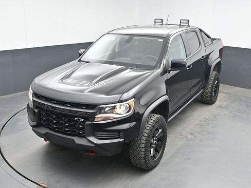 Used 2022 Chevrolet Colorado ZR2 w/ ZR2 Midnight Special Edition AWD/4WD image 34