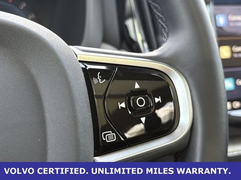 Certified 2025 Volvo XC60 B5 Plus image 18