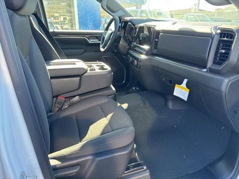 New 2025 Chevrolet Silverado 1500 LT image 16