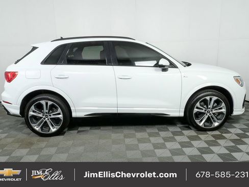 Used 2022 Audi Q3 2.0T Premium Plus image 29