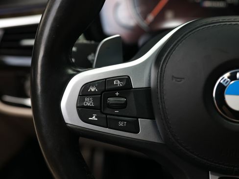 Used 2018 BMW M550i xDrive image 35