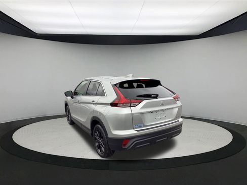 Used 2024 Mitsubishi Eclipse Cross LE image 6