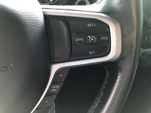 Used 2019 RAM 1500 Big Horn AWD/4WD image 33