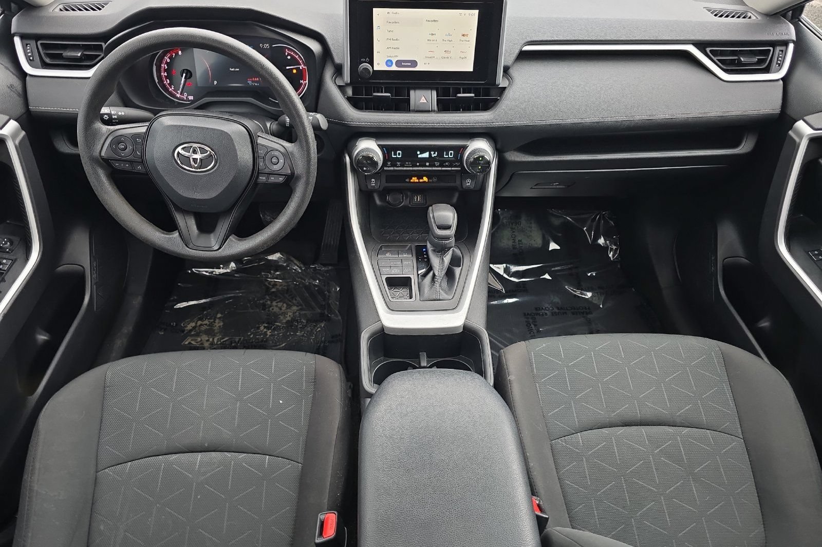 Used 2023 Toyota RAV4 XLE w/ Convenience Package AWD/4WD image 10
