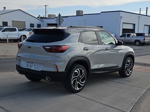 New 2026 Chevrolet TrailBlazer RS w/ Convenience Package FWD image 4