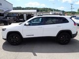 Used 2020 Jeep Cherokee Latitude Plus image 2
