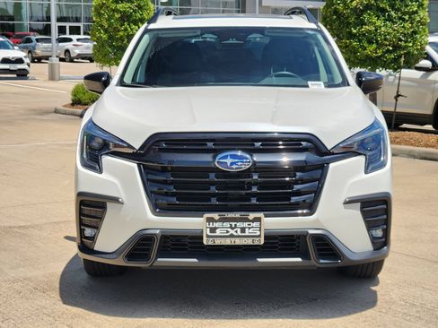 Used 2024 Subaru Ascent Onyx Edition AWD/4WD image 2