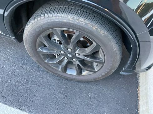 Used 2020 Dodge Durango SXT RWD image 3