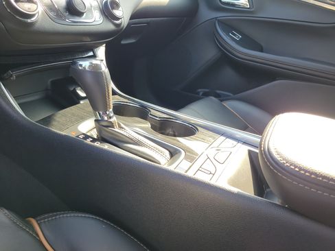 Used 2017 Chevrolet Impala Premier FWD image 29