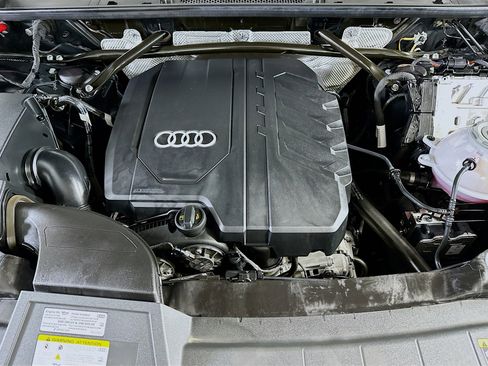 Used 2025 Audi Q5 2.0T Premium image 34