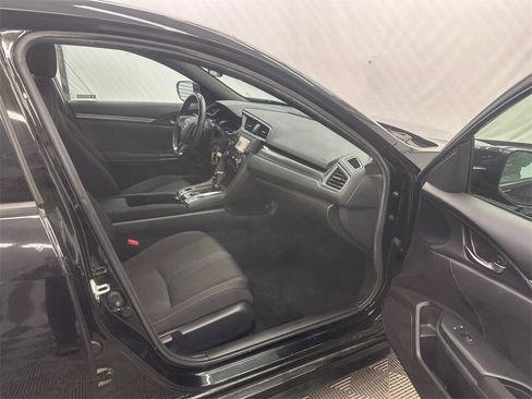Used 2019 Honda Civic Sport image 14