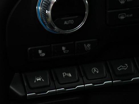 Used 2020 GMC Sierra 1500 AT4 w/ AT4 Premium Package AWD/4WD image 30