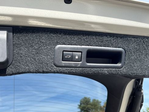 Used 2021 Lexus RX 450h AWD w/ Premium Package image 29