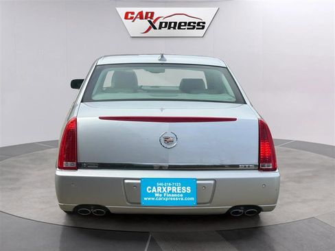 Used 2011 Cadillac DTS Luxury image 8