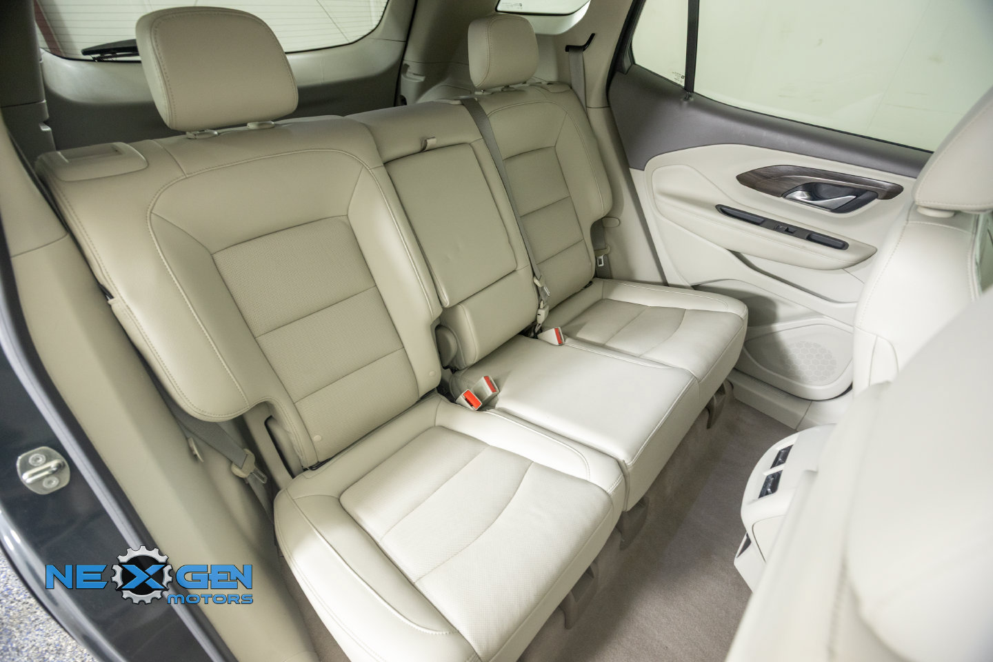 Used 2018 GMC Terrain Denali w/ Advanced Safety Package FWD image 42