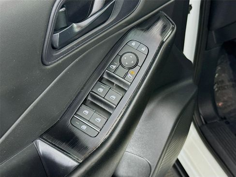 Certified 2024 Nissan Rogue S FWD image 18