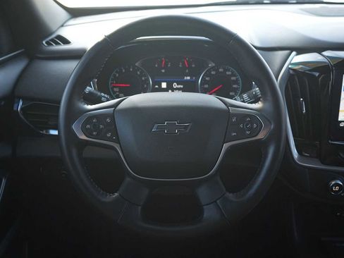 Used 2022 Chevrolet Traverse RS image 16