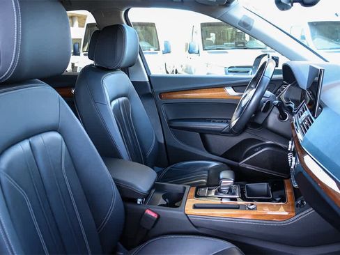 Used 2023 Audi Q5 2.0T Premium Plus image 18