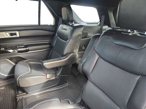 Used 2022 Ford Explorer ST w/ Equipment Group 401A image 15