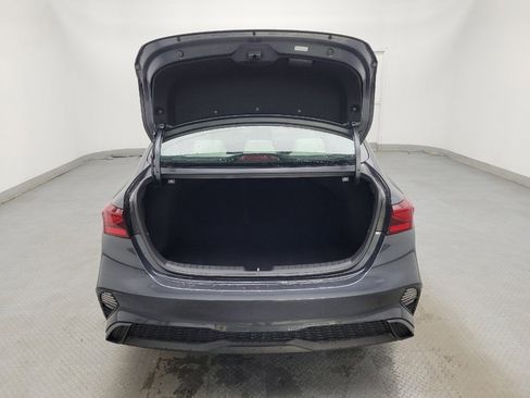 Used 2023 Kia Forte LXS image 29