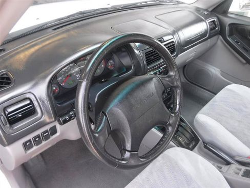 Used 2002 Subaru Forester S AWD/4WD image 12