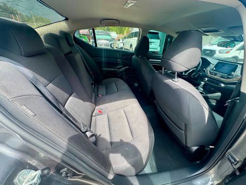 Used 2023 Nissan Altima 2.5 SV FWD image 17