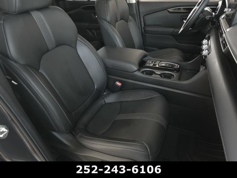Used 2025 Honda Pilot Touring image 40