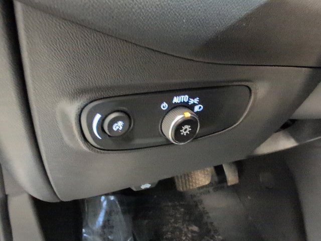 Certified 2024 Chevrolet Equinox RS w/ RS Leather Package AWD/4WD image 20