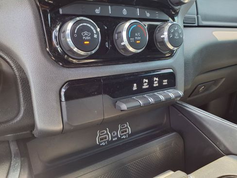 Used 2025 RAM 1500 Lone Star AWD/4WD image 19