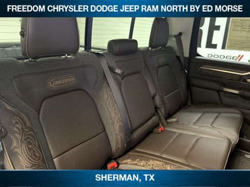 Used 2025 RAM 1500 Limited AWD/4WD image 9