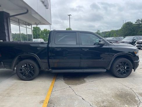 Used 2022 RAM 1500 Laramie AWD/4WD image 12