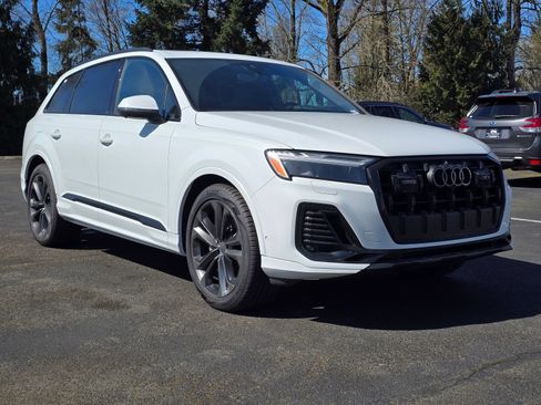 Used 2026 Audi Q7 3.0T Premium Plus AWD/4WD image 7