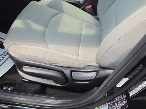 Used 2019 Kia Forte LXS FWD image 12