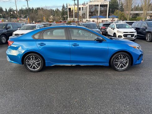 Certified 2023 Kia Forte GT-Line image 4