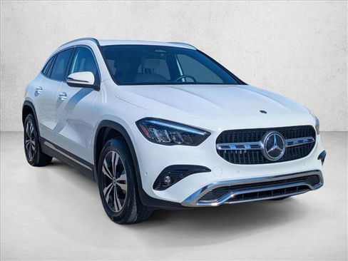 Certified 2025 Mercedes-Benz GLA 250 image 8