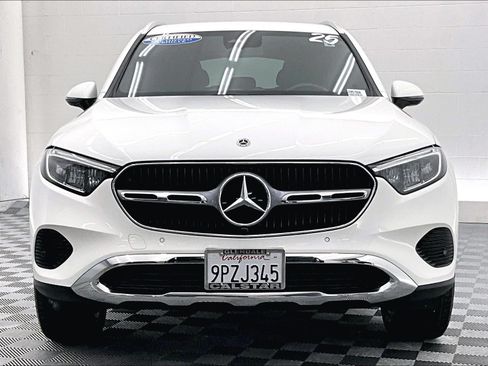 Certified 2025 Mercedes-Benz GLC 300 image 2