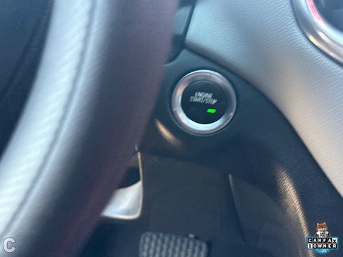 Used 2022 Chevrolet Equinox LS w/ LS Convenience Package FWD image 31