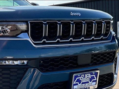 New 2026 Jeep Grand Cherokee Limited AWD/4WD image 31