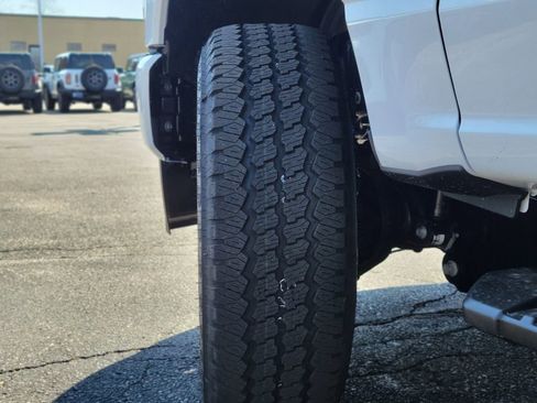 New 2026 Ford F250 4x4 Regular Cab Super Duty image 23