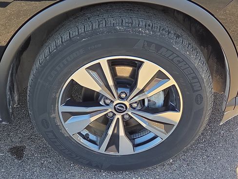 Used 2023 Nissan Murano S image 6