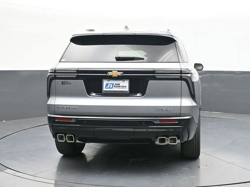 New 2026 Chevrolet Traverse High Country w/ LPO, Floor Liner Package FWD image 11