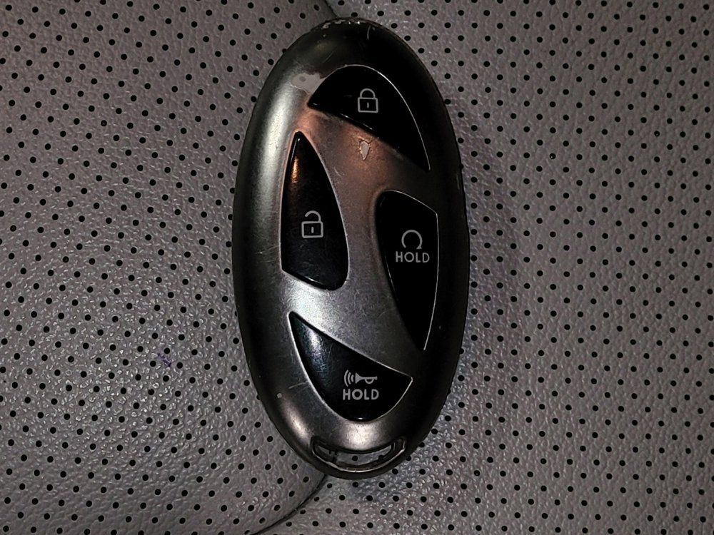 Used 2024 Hyundai Elantra Limited FWD image 32